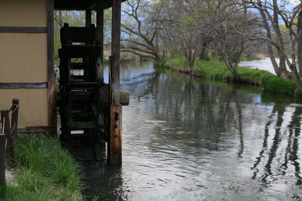 別アングルナウ