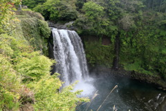 音止めの滝なう