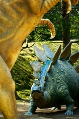 ステゴザウルス対ティラノサウルス？