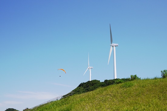 風車＆パラグライダー