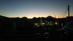 夕闇の富士山