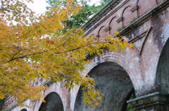 南禅寺水路閣の紅葉