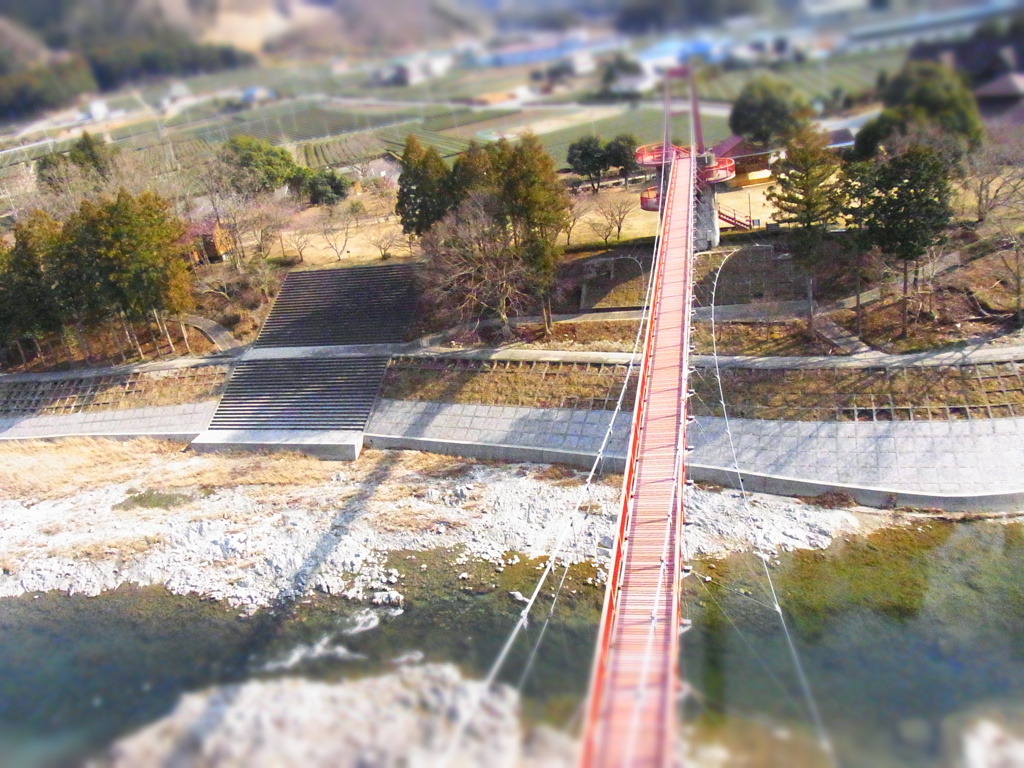 吊り橋 その４（ミニチュア風）