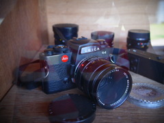 Leica R4