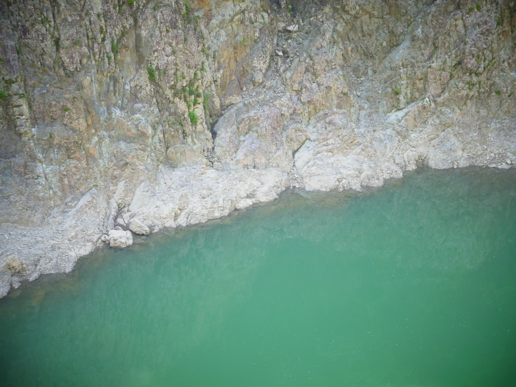 R0011756