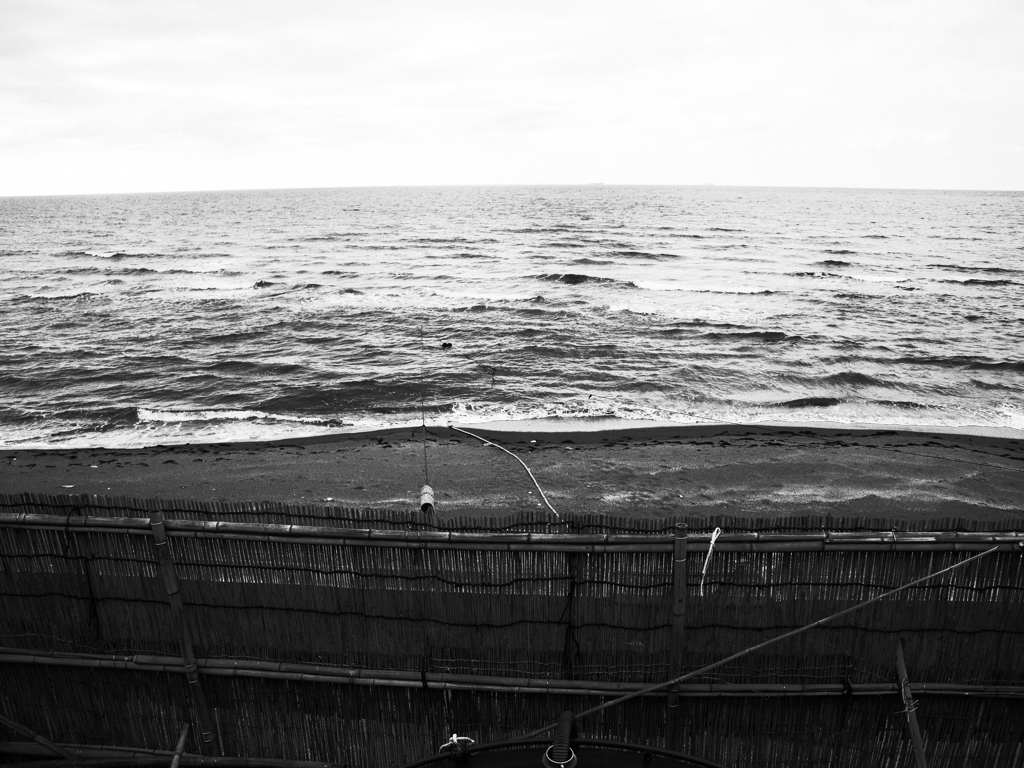 モノクロ日本海