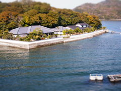 鳥羽水族館からの眺め（ジオラマ風）