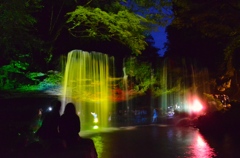 ライトアップ鍋が滝②