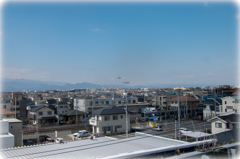 飛行機の飛ぶ町