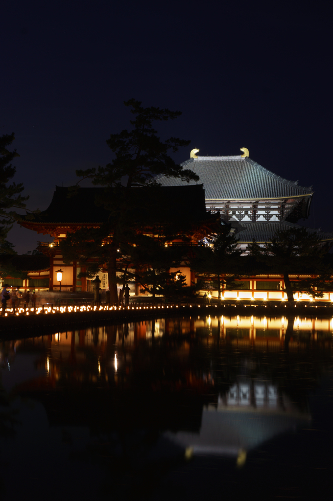 「東大寺、鏡池」