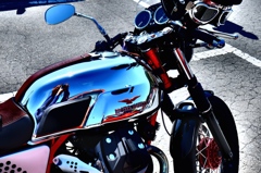 MOTO GUZZI