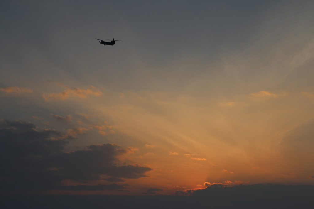 夕空に・・・