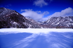冬の湖　三題　湖上の影