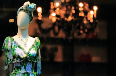 雨の銀座　　三題　　エピローグ　　　傍観者・・