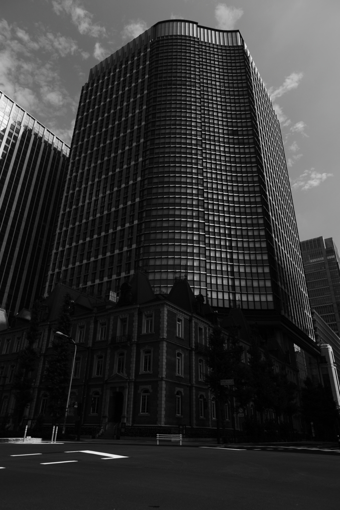 丸の内　ビルディング　三題　三菱一号館