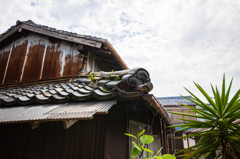 宝当神社そばの民家