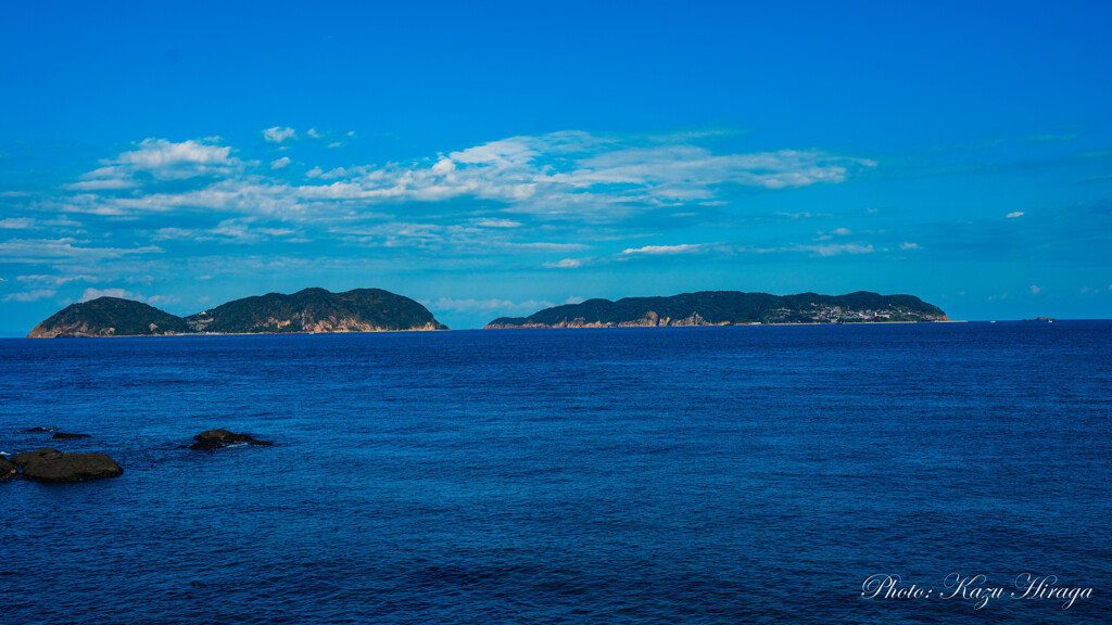 玄海海中展望塔から島を望む