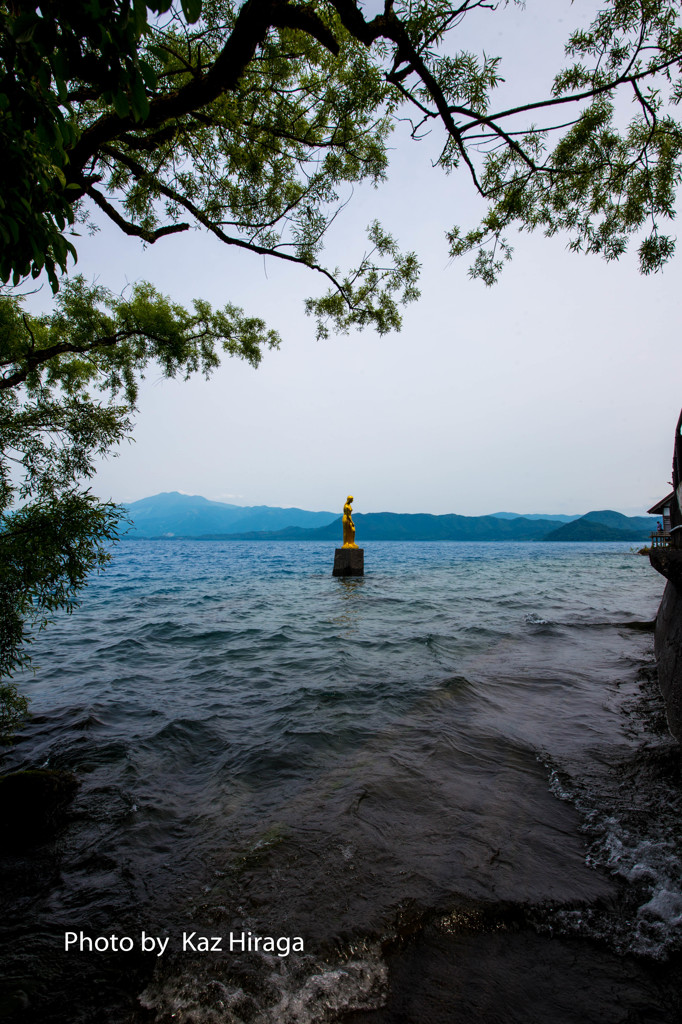 田沢湖、タツコ像