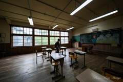 旧増毛小学校　黒板アートのある教室
