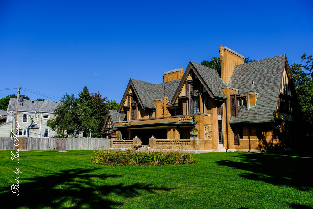Frank Lloyd Wright