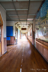 旧増毛小学校　ながーぃ木の廊下