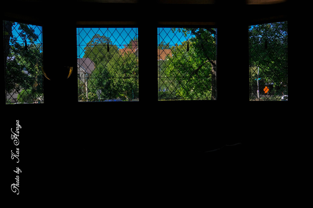 At a Frank Lloyd Wright Studio Tour