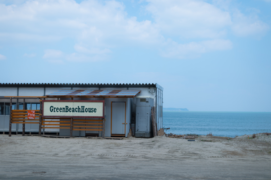 Early Spring　-Green Beach House-