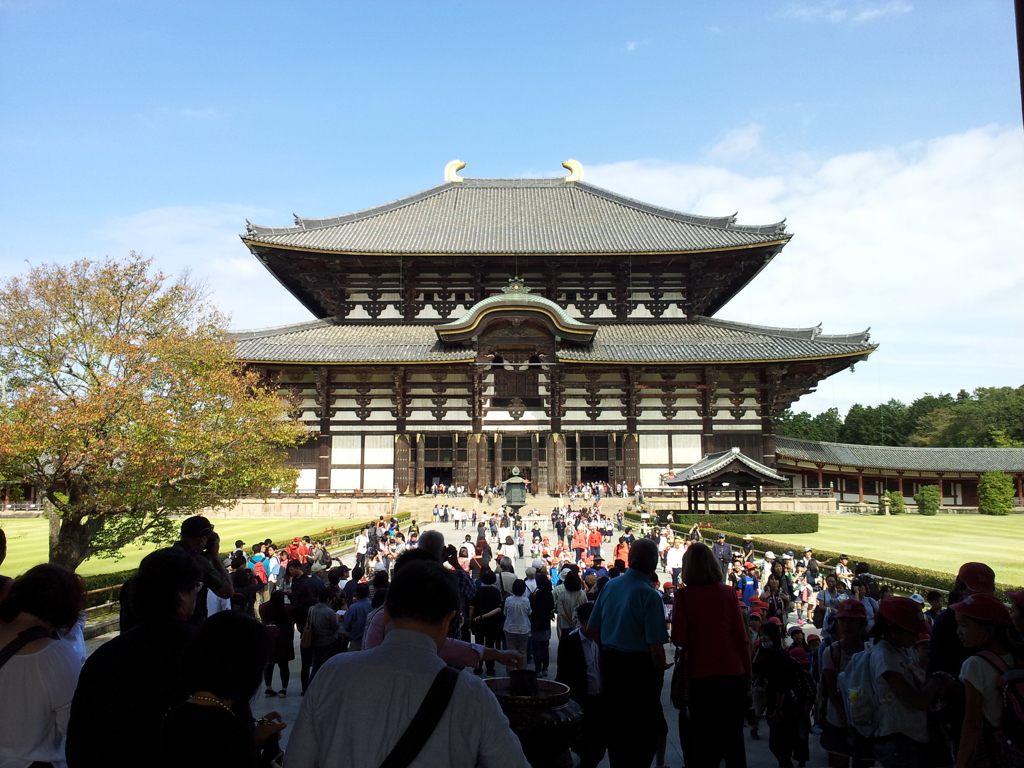 2016/10/18_東大寺 中門から大仏殿を望む