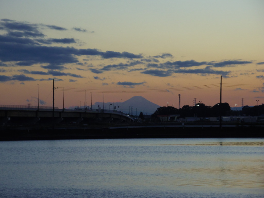 2016/11/03_夕暮れ富士