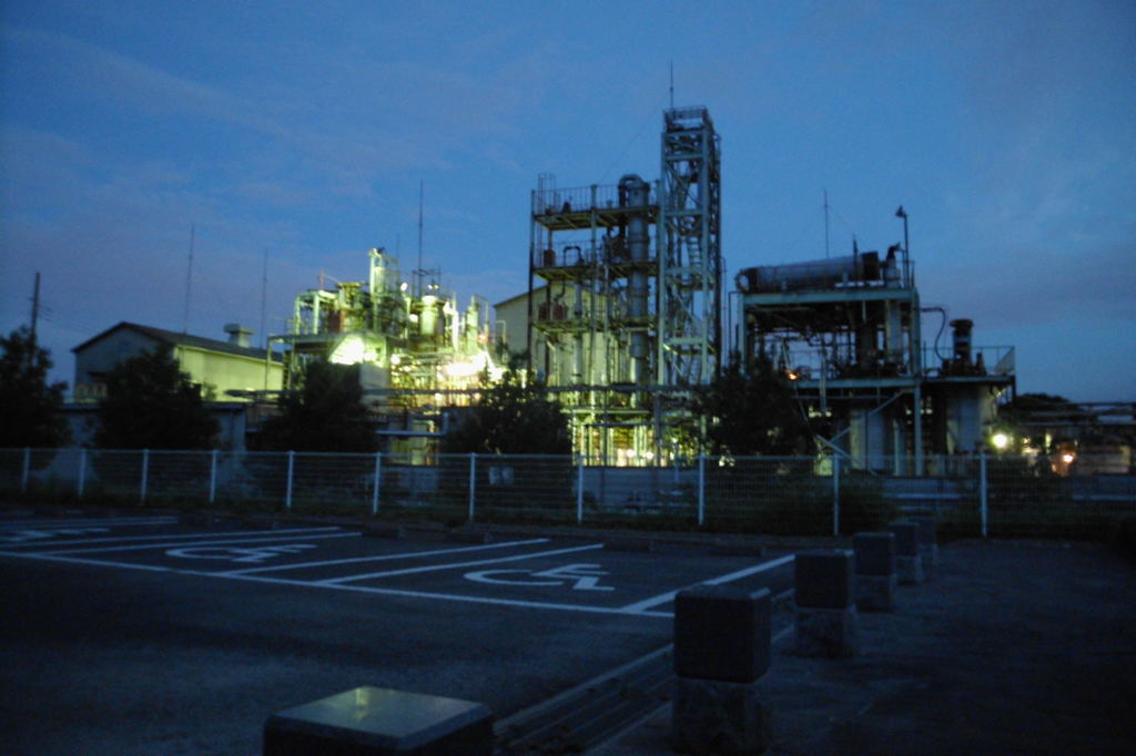 2014/08/23_夕暮れの工場