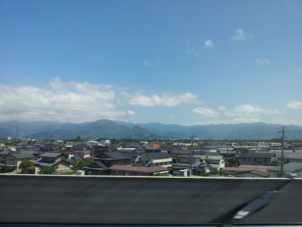 2017/06/16_北陸新幹線からの車窓風景
