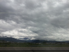 2016/05/11_北陸新幹線の車窓風景
