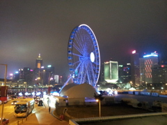 2017/03/11_夜の香港摩天輪とビル群