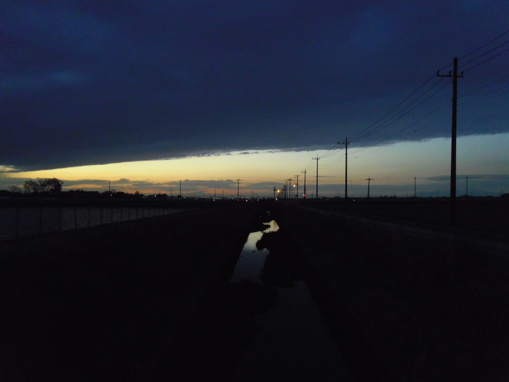 2017/02/18_用水路の夕暮れ