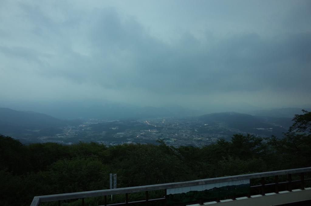 2015/09/05_美の山公園から秩父市街を望む