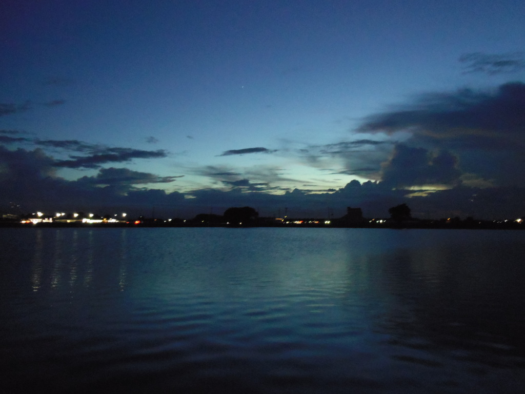 2016/07/31_溜め池の夕暮れ