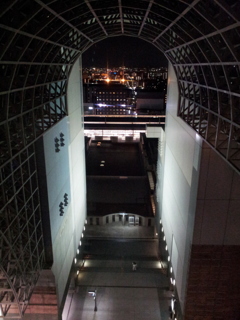 2019/04/12_京都駅 空中径路から室町小路広場を望む