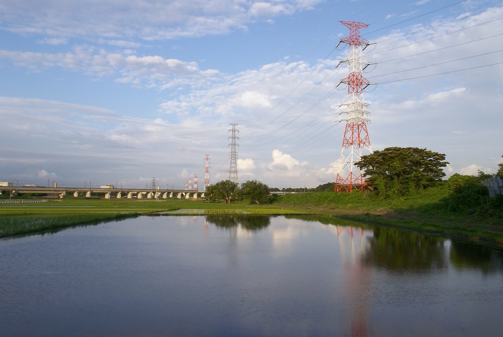 2015/06/21_水田に雲と鉄塔