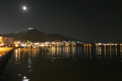 2016/08/12_夜の函館港と函館山