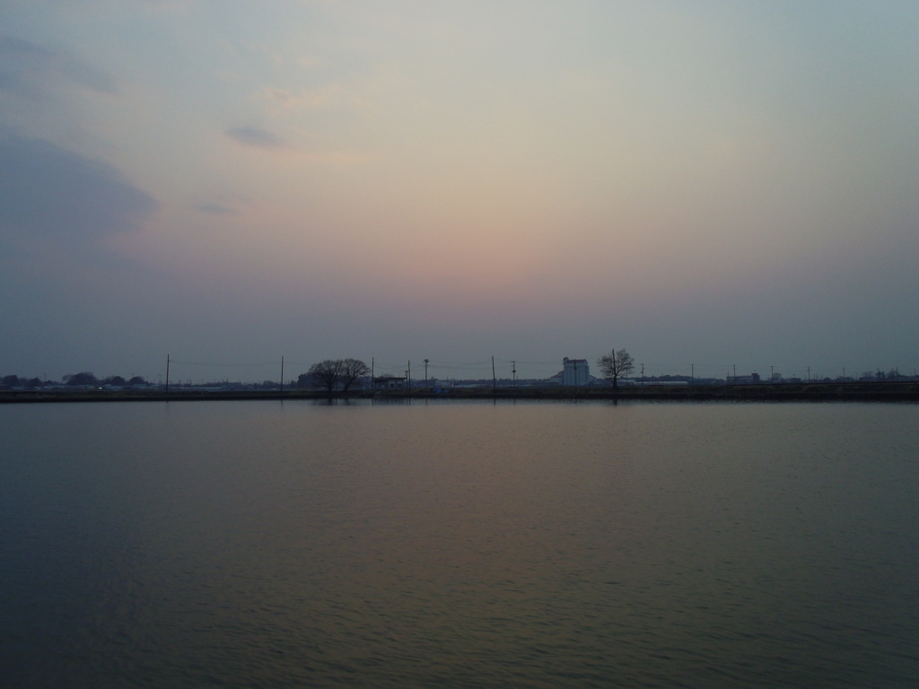 2017/03/19_溜め池の夕暮れ