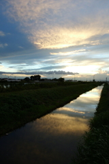 2016/08/21_用水路の夕暮れ