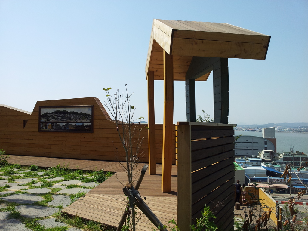 2017/06/18_月明公園海側斜面の展望コーナー