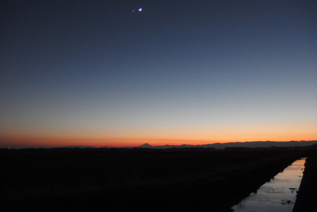 2017/01/02_用水路の夕暮れ