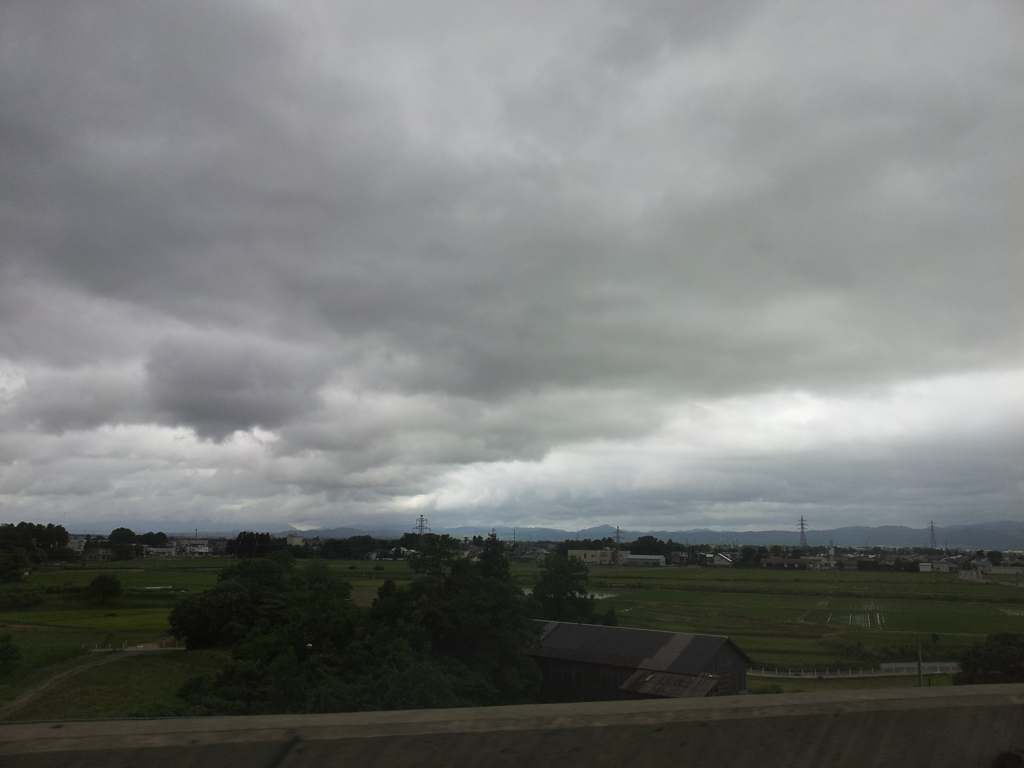 2017/06/16_北陸新幹線からの車窓風景