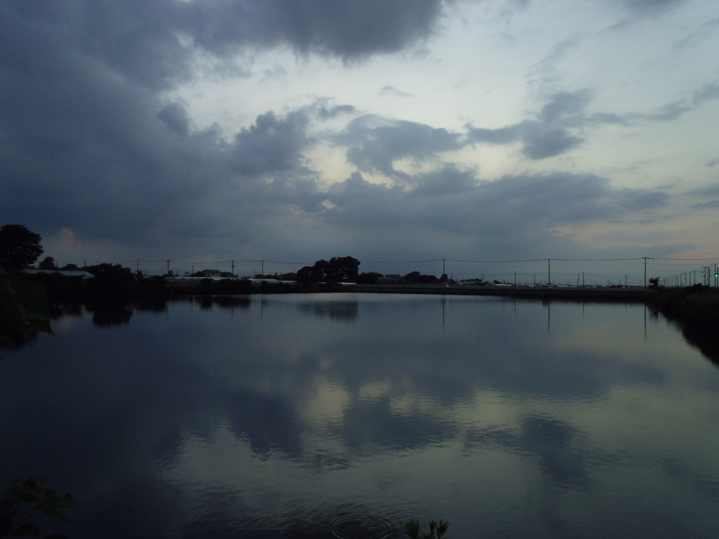 2016/09/04_溜め池の夕暮れ