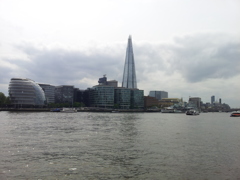 2016/05/19_テムズ河畔の現代建築物