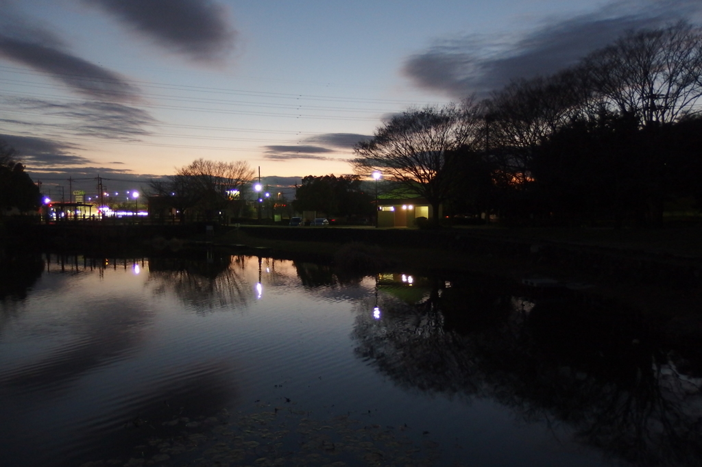 2015/12/30_西城沼公園の夕暮れ
