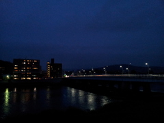 2016/07/16_夜の北上川と明治橋