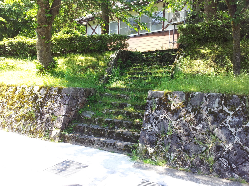 2017/05/20_猫又地区発電設備改良工事所の階段