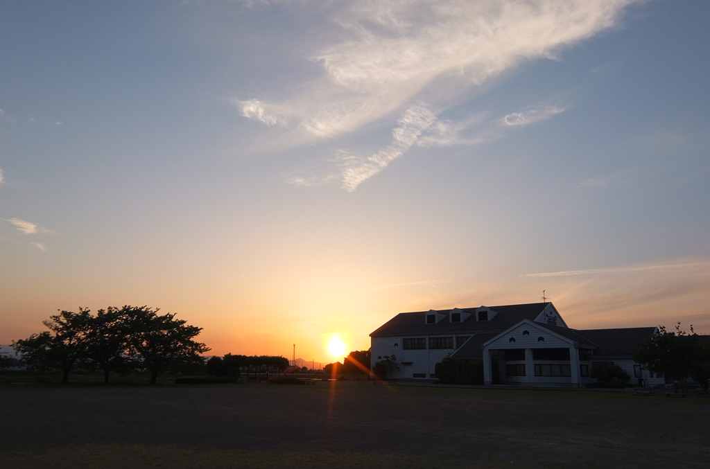 2014/05/18_夕暮れの農業ふれあいセンター